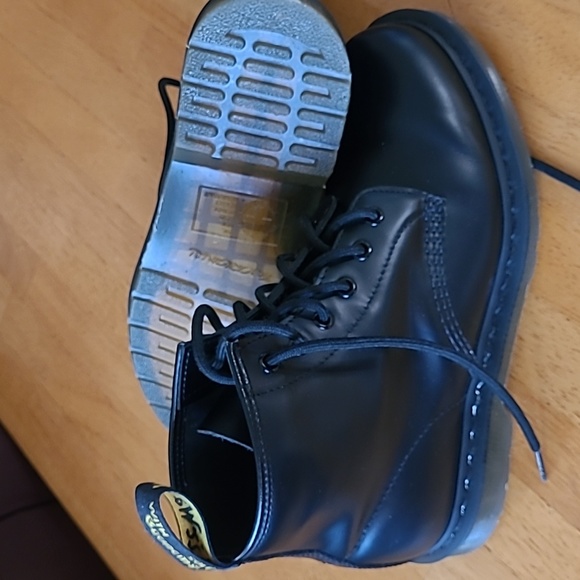 Dr. Martens Other - Dr Martens 6 eye 101 BLACK STITCH SMOOTH LEATHER ANKLE BOOTS